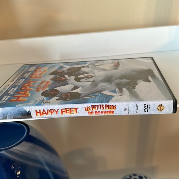 4/$20 HAPPY FEET dvd - Picture 4 of 5